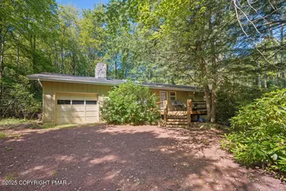  304 Foxglove Place, Pocono Pines, PA 18350 - Photo 1