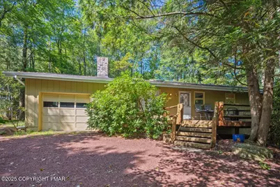  304 Foxglove Place, Pocono Pines, PA 18350 - Photo 5
