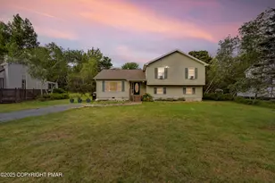 261 Clearview Dr, Long Pond, PA 18334 - Photo 3