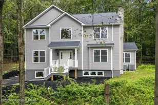 141 Lookout Ct, Henryville, PA 18332 - Photo 1