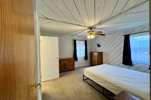 2156 White Oak Dr, East Stroudsburg, PA 18301 - Photo 5