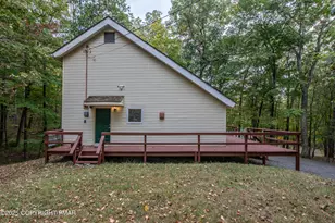 326 Otter Ct, Bushkill, PA 18324 - Photo 5