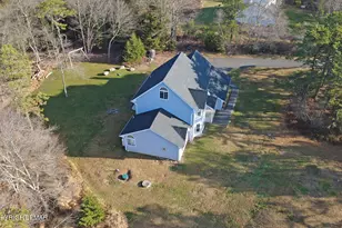 2102 Estates Dr, Blakeslee, PA 18610 - Photo 3