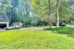 2231 White Oak Dr Dr, East Stroudsburg, PA 18301 - Photo 3