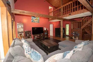 465 Pensyl Creek Rd, Stroudsburg, PA 18360 - Photo 9