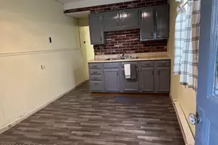 413 E Union St, Tamaqua, PA 18252 - Photo 9