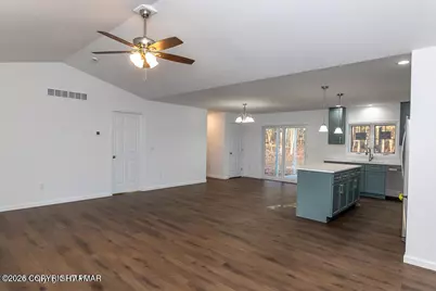  226 Apache Drive, Effort, PA 18330 - Photo 3