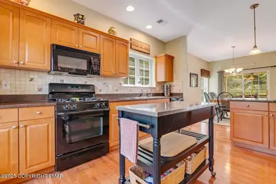  207 Hermit Thrush Road, Pocono Pines, PA 18350 - Photo 17