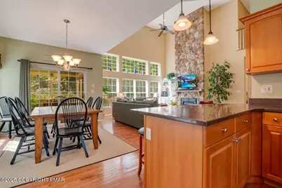  207 Hermit Thrush Road, Pocono Pines, PA 18350 - Photo 15