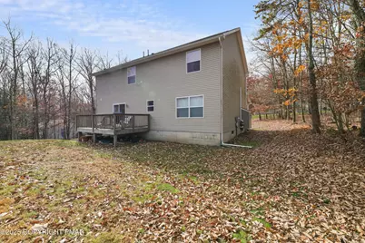  138 Jennifer Lane, Effort, PA 18330 - Photo 5