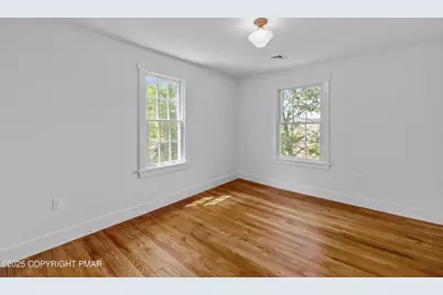  136 Falls Drive, Buck Hill Falls, PA 18323 - Photo 33