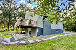 453 Cedar Dr, Long Pond, PA 18334 - Photo 3