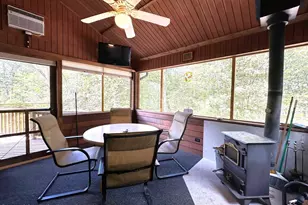 548 Lakeside Dr, East Stroudsburg, PA 18301 - Photo 5