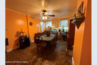  609 Pennsylvania Avenue, Bangor, PA 18013 - Photo 21