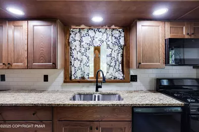  1003 Lake Ariel Highway, Lake Ariel, PA 18436 - Photo 7