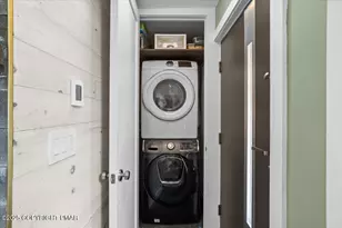 5009 Woodside Dr, Tobyhanna, PA 18466 - Photo 9