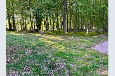  811 Knoll Drive, East Stroudsburg, PA 18302 - Photo 19