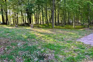 811 Knoll Dr, East Stroudsburg, PA 18302 - Photo 19