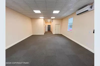  41 Walnut Avenue, Jim Thorpe, PA 18229 - Photo 9