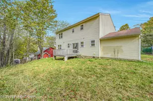 9076 Idlewild Dr Dr, Tobyhanna, PA 18466 - Photo 3