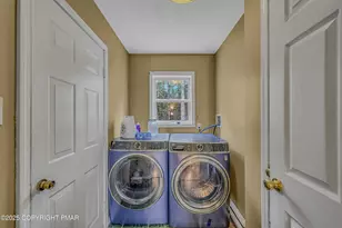 9076 Idlewild Dr Dr, Tobyhanna, PA 18466 - Photo 27