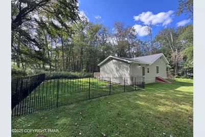  18 Shady Lane, Gouldsboro, PA 18424 - Photo 5