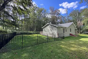 18 Shady Ln, Gouldsboro, PA 18424 - Photo 5