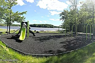 118 Owassa Dr, Pocono Lake, PA 18347 - Photo 37