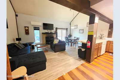  20 Finch Grove, Lake Harmony, PA 18624 - Photo 11