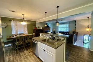 674 Country Pl Dr, Tobyhanna, PA 18466 - Photo 5