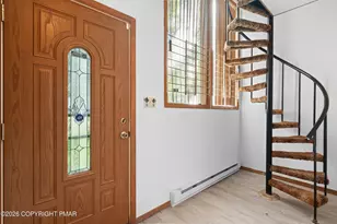 7172 Mountain Dr, Tobyhanna, PA 18466 - Photo 11