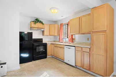  7172 Mountain Drive, Tobyhanna, PA 18466 - Photo 3