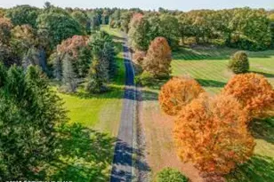 17 Cricket Hill Rd, Hawley, PA 18428 - Photo 87