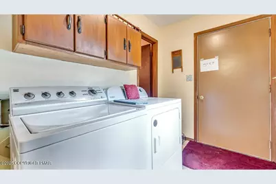  7924 Sleepy Hollow Drive, Tobyhanna, PA 18466 - Photo 29