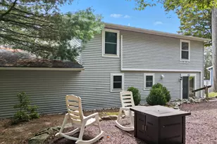2554 Waterfront Dr, Tobyhanna, PA 18466 - Photo 1