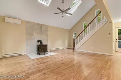  159 Manchester Drive, Bushkill, PA 18324 - Photo 11