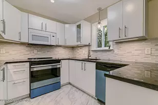 159 Manchester Dr, Bushkill, PA 18324 - Photo 17