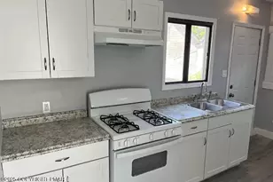 412 N 8th St, Stroudsburg, PA 18360 - Photo 29