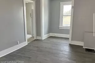 412 N 8th St, Stroudsburg, PA 18360 - Photo 35