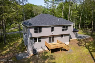 1101 Red Fox Ct, Kresgeville, PA 18333 - Photo 5