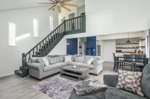 9670 Stony Hollow Dr, Tobyhanna, PA 18466 - Photo 11