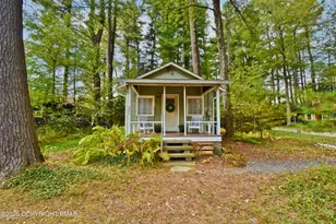 221 John St, Pocono Pines, PA 18350 - Photo 15