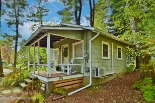 221 John St, Pocono Pines, PA 18350 - Photo 1