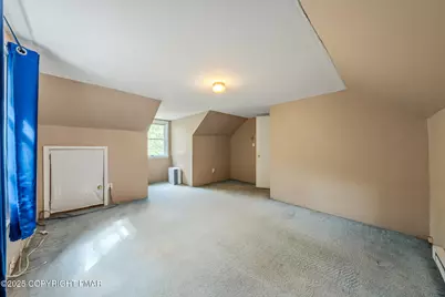  104 Lakeview Drive, Dingmans Ferry, PA 18328 - Photo 25