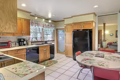  52 S Green Street, East Stroudsburg, PA 18301 - Photo 21