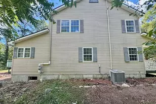 436 Cranberry Creek Rd, Cresco, PA 18326 - Photo 3