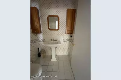  146 Gunstock Lane, Tafton, PA 18464 - Photo 23