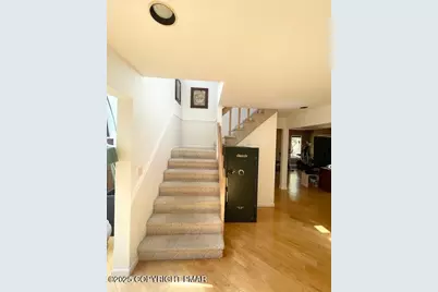  146 Gunstock Lane, Tafton, PA 18464 - Photo 13