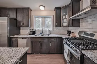  87 Delbert Drive, Covington Township, PA 18424 - Photo 7