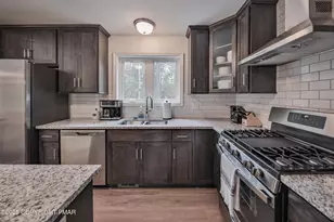 87 Delbert Dr, Covington Township, PA 18424 - Photo 7